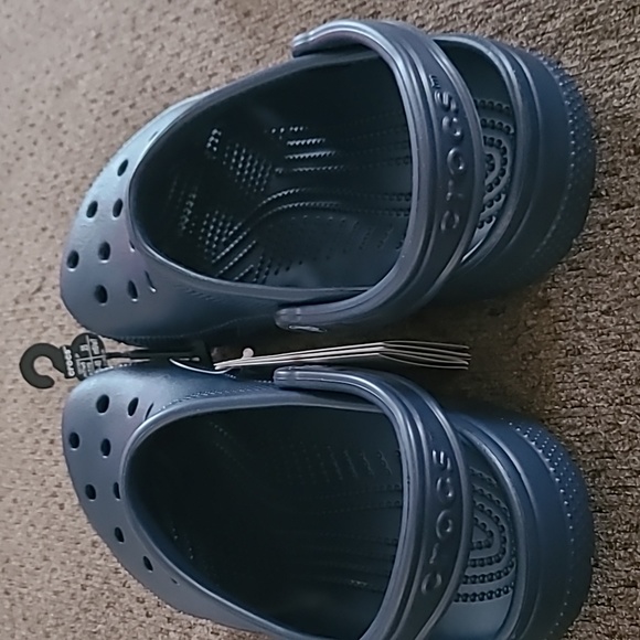 CROCS BRAND NAVY BLUE UNISEX CLASSIC CLOGS SIZE 7(M) OR 9(W) - Picture 4 of 9